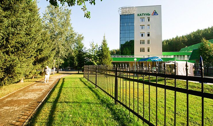 Фото отеля («Катунь» санаторий) - Территория санатория