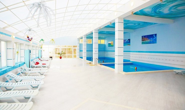 Фото отеля («Малая бухта» санаторий) - Крытый бассейн