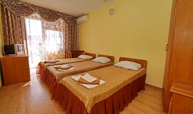 Фото отеля («Ростов» гостиница) - Стандарт 3-местный