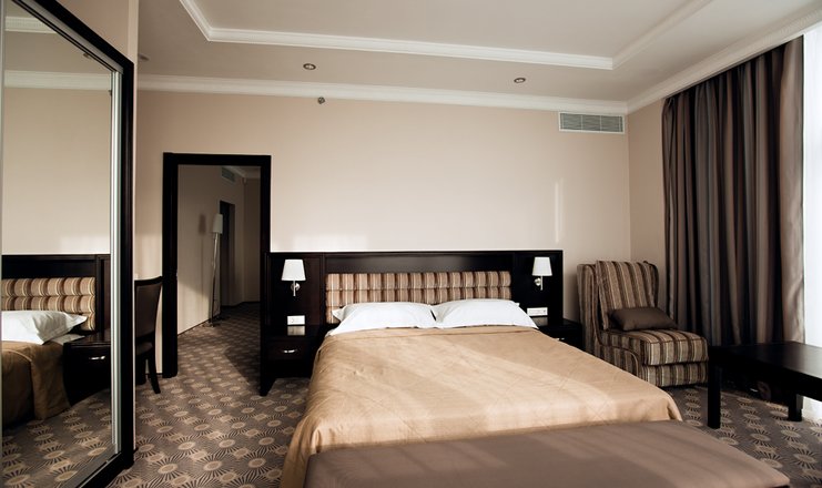 Фото отеля («Аквамарин Резорт & СПА» санаторно-курортный комплекс) - Premier Suite 2-местный