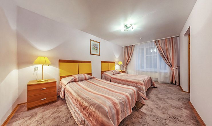 Фото отеля («Буран» санаторий) - Комфорт 2-местный 2-комнатный (корпус 3 и 4)