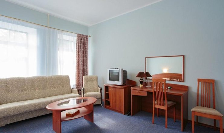 Фото отеля («Боярский Двор» гостиничный комплекс) - Полулюкс 2-местный Улучшенный