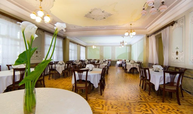 Фото отеля («Мидель-Гагра» дом отдыха) - Ресторан