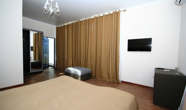 Фото номера («Аморе» отель) - Полулюкс панорамный