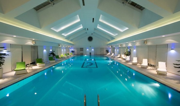 Фото отеля («Qafqaz Riverside Resort Hotel» отель) - бассейн