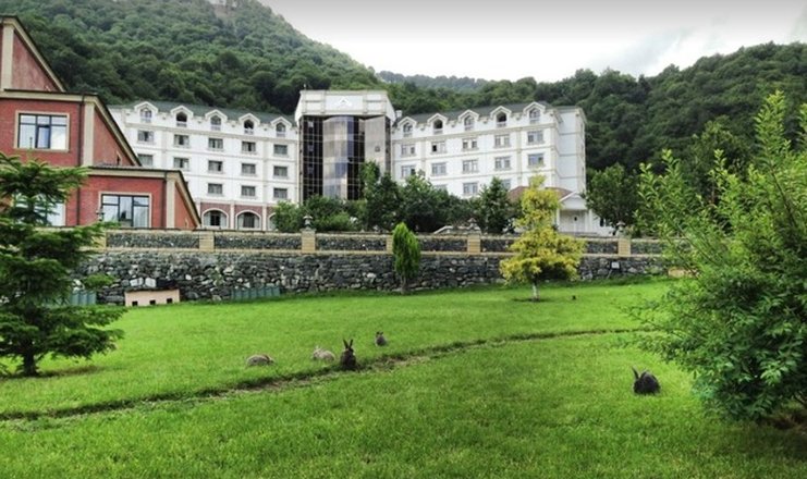 Фото отеля («Qafqaz Resort Hotel» отель) - территория2