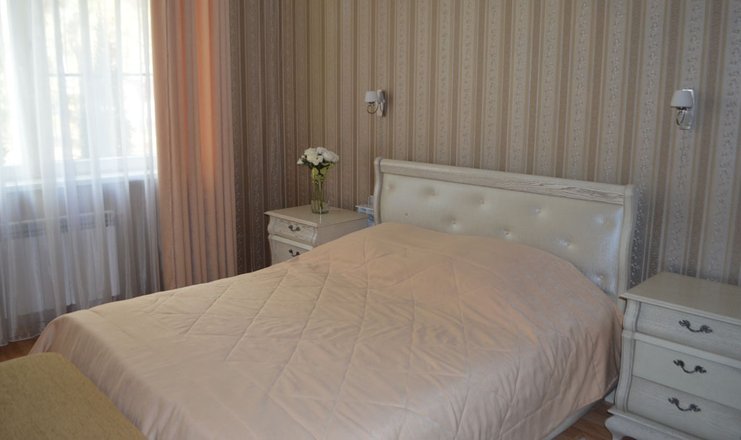 Фото отеля («Солнечный берег» санаторий) - Апартаменты 2-местные 2-комнатные д. 14 (2,3)-