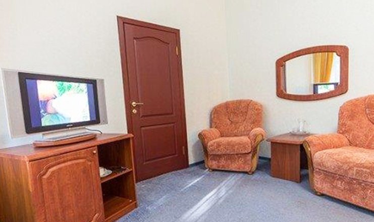 Фото отеля («Криница» санаторий) - 2-местный 2-комнатный люкс в корпусе 2