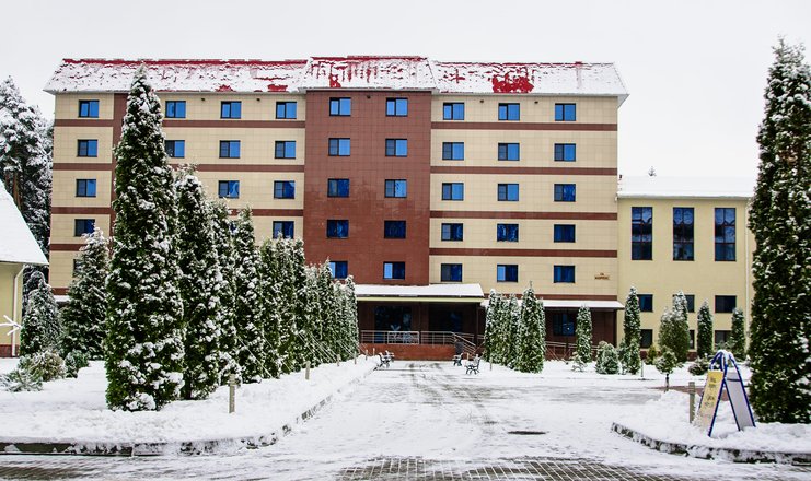 Фото отеля («Веста» санаторий) - Территория зимой