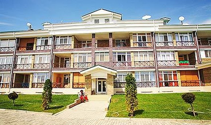 Фото отеля («Карвен Иссык-Куль» центр отдыха) - Гостиничный корпус