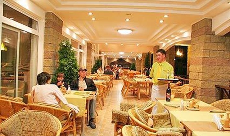 Фото отеля («Карвен Иссык-Куль» центр отдыха) - Ресторан
