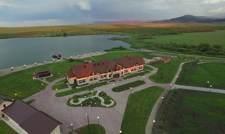 Фото отеля («Алтай-грин» парк-отель) - Вид территории сверху