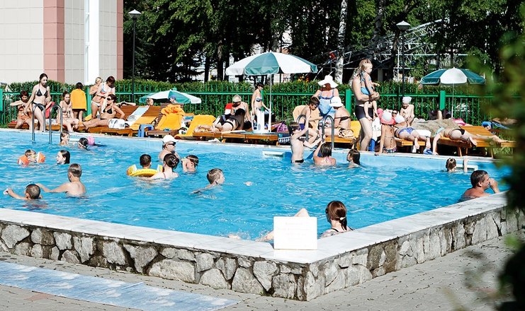 Фото отеля («Алтай» санаторий) - Открытый бассейн