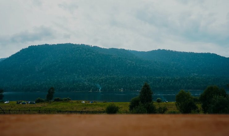 Фото отеля («Алтын-Кель» база отдыха) - Вид на озеро