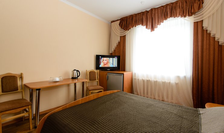 Фото отеля («Баваренок» гостиница) - Полулюкс 2