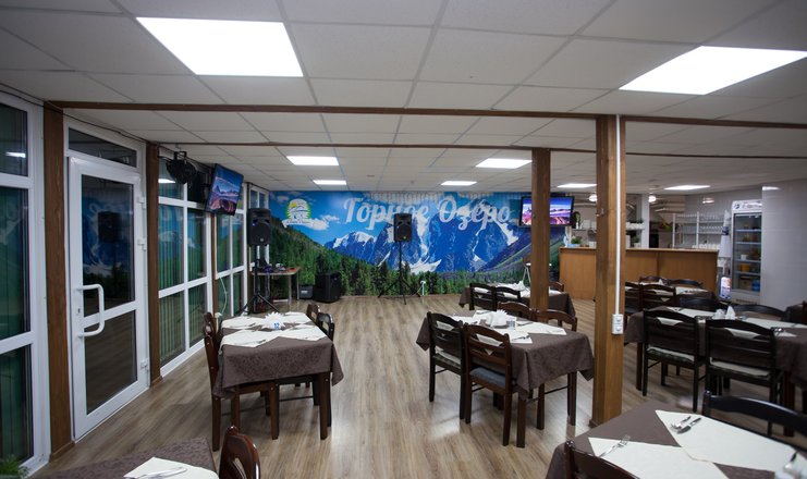 Фото отеля («Горное озеро» турбаза) - Кафе