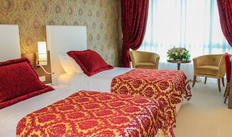 Фото номера («ГРОЗНЫЙ СИТИ» отель) - Делюкс 1-комнатный 2-местный делюкс с 2-мя кроватями