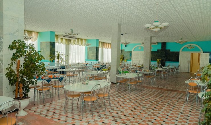 Фото отеля («Чувашия» санаторий) - Столовая