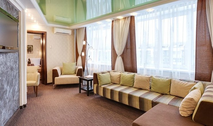 Фото отеля («Россия» конгресс-отель) - Гранд-люкс 2-местный 3-комнатный