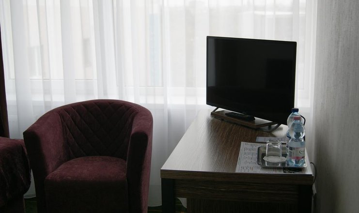 Фото отеля («Калининград» гостиница) - Стандарт 2-местный 1-комнатный Улучшенный
