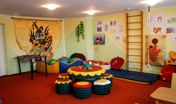 Фото отеля («Волна» пансионат с лечением) - Детская комната
