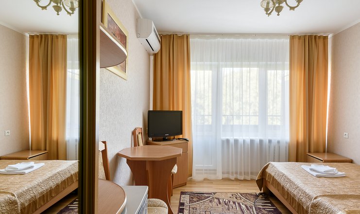 Фото отеля («Янтарный берег» санаторий) - Полулюкс 1-местный 1-комнатный корпус №1,2