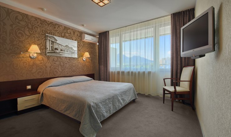 Фото отеля («Бештау» гостиница) - Двухместный номер с большой кроватью