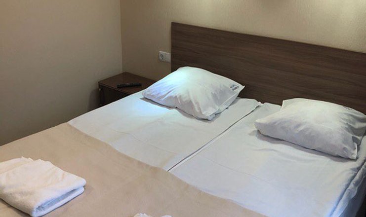 Фото отеля («Эльбрус» санаторий) - 2-х местный 1 категории 2-х комнатный