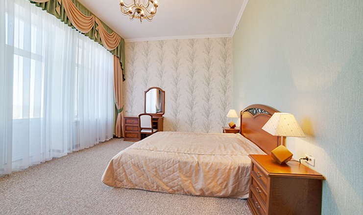 Фото отеля («Горный воздух» санаторий) - Полулюкс спальня