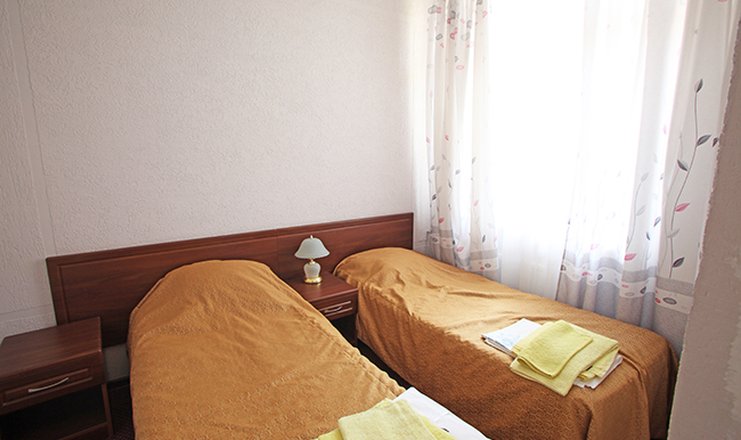 Фото отеля («Центр-Союз» санаторий) - 2-комнатный улучшенный