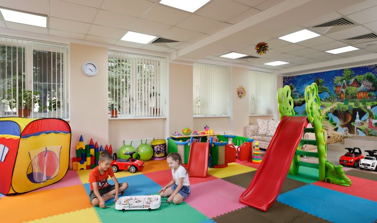 Фото отеля («Казахстан» санаторий) - Детская комната