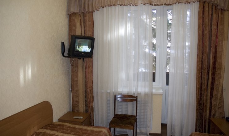 Фото отеля («Колос» санаторий) - 1 категория 2-местный комфорт с балконом корп.2