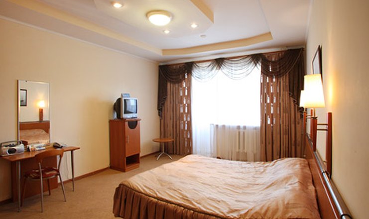 Фото отеля («Машук Аква-Терм» санаторий) - Спальня люкса корпус С