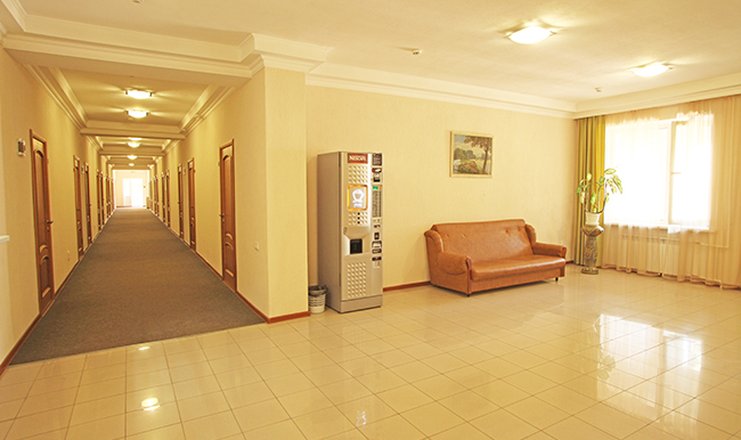 Фото отеля («Металлург» санаторий) - Холл на этаже корпуса 6