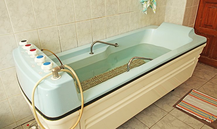 Фото отеля («Металлург» санаторий) - Нарзанная ванна