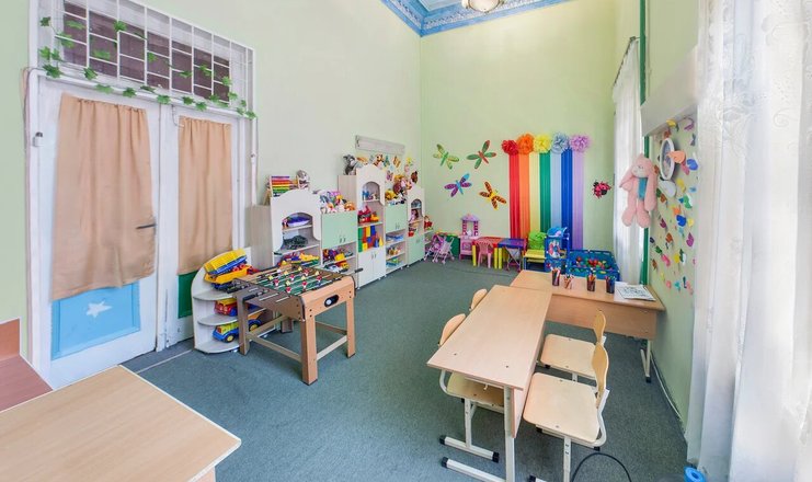 Фото отеля («Шахтер» санаторий) - Детская комната