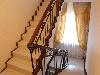 «Вилла Герман» гостевой дом - предварительное фото Лестница