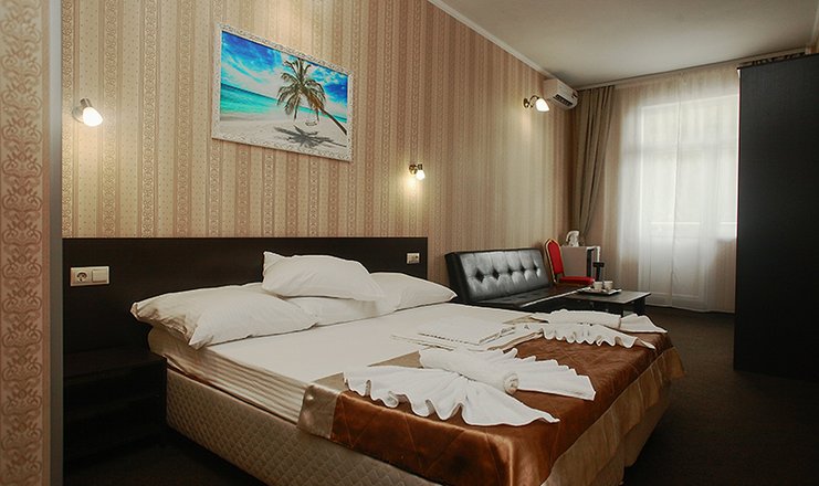 Фото отеля («A-more Resort» гостинично-оздоровительный комплекс) - Полулюкс 3-местный