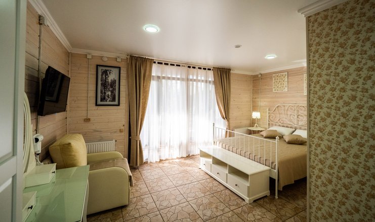 Фото отеля («Афалина» туристический комплекс) - Евростандарт 2-местный 1-комнатный (в корпусе)