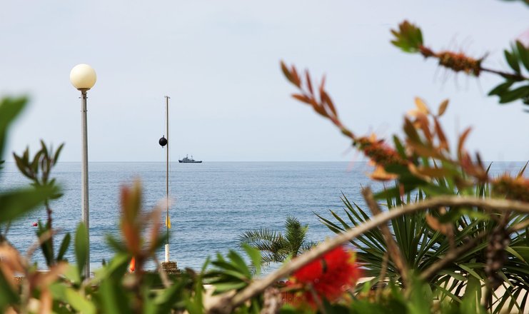 Фото отеля («Alean Family Resort & Spa Спутник» отель) - Пляж
