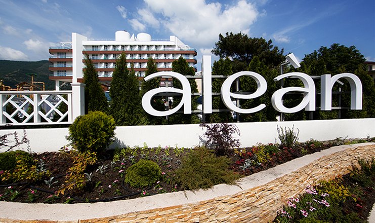 Фото отеля («Alean Family Resort & Spa Биарриц» отель) - Внешний вид
