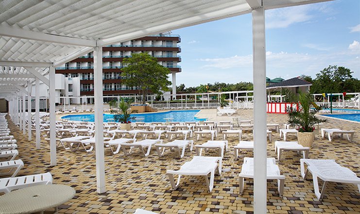 Фото отеля («Alean Family Resort & Spa Биарриц» отель) - Комплекс бассейнов