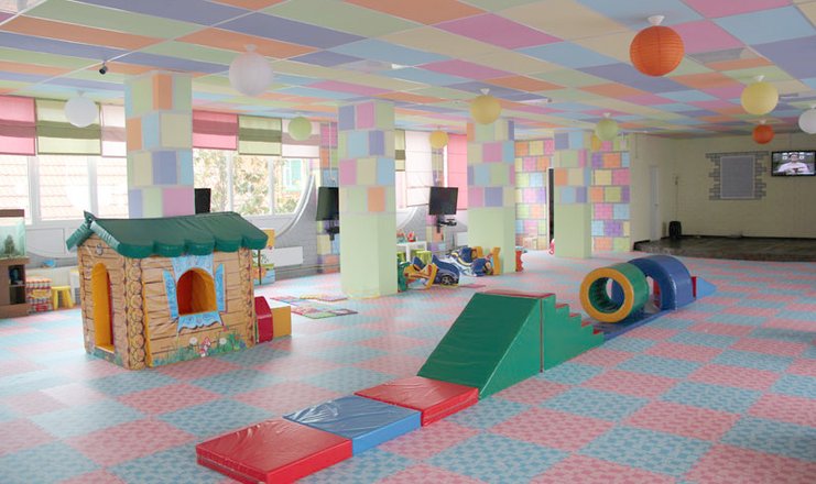 Фото отеля («Орбита» курорт) - Детская игровая комната