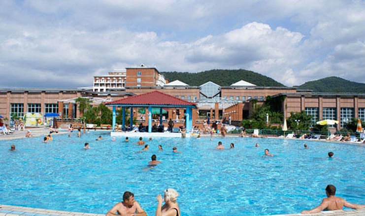 Фото отеля («Белая Русь» санаторий) - Открытый бассейн