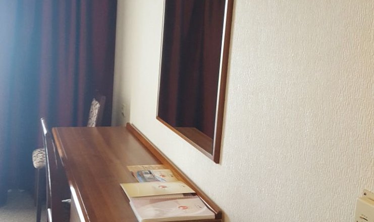 Фото отеля («Белая Русь» санаторий) - Люкс 2-местный 2-комнатный с балконом №538,540