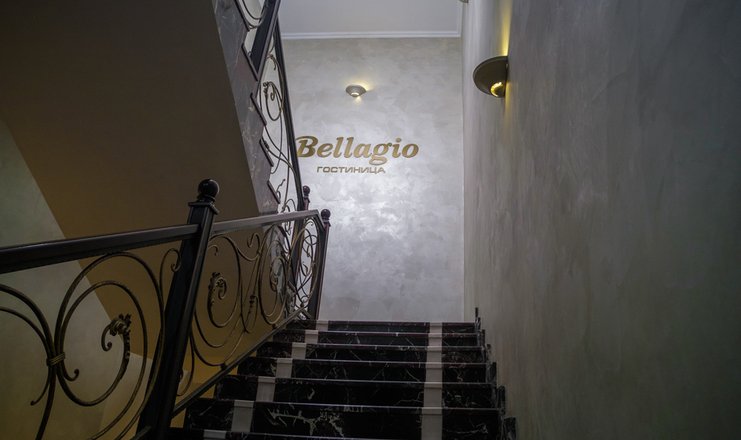Фото отеля («Белладжио» отель) - лестница к номерам люкс