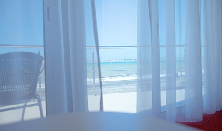 Фото отеля («Берег» гостиница) - Вид на море из 2-комнатного номера