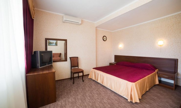Фото отеля («Черноморье» пансионат) - Комфорт 2-местный 1 категории без балкона