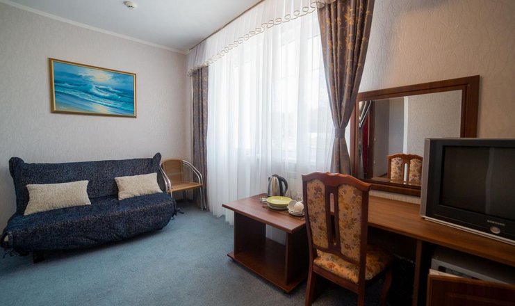 Фото отеля («Черноморье» пансионат) - Комфорт 2-местный 1 категории с балконом