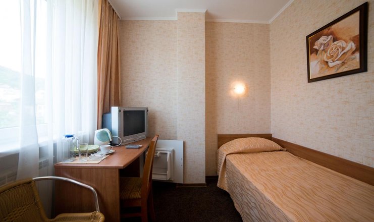 Фото отеля («Черноморье» пансионат) - Стандартный 1-местный 1 категории